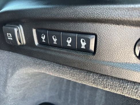 Certified 2025 Jeep Grand Cherokee L Overland w/ Advanced Protech Group III AWD/4WD image 10