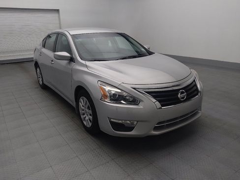Used 2015 Nissan Altima 2.5 S w/ Power Driver Seat Package FWD image 13