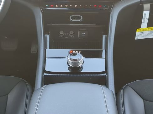 New 2026 Jeep Grand Cherokee Altitude image 17