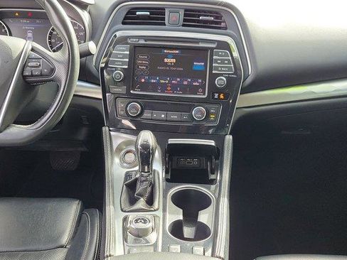 Used 2019 Nissan Maxima 3.5 SV w/ Floor Mat Group FWD image 19