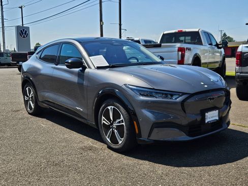 Used 2023 Ford Mustang Mach-E Premium AWD/4WD image 7