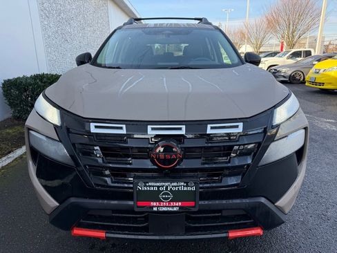 Used 2026 Nissan Rogue SV image 4