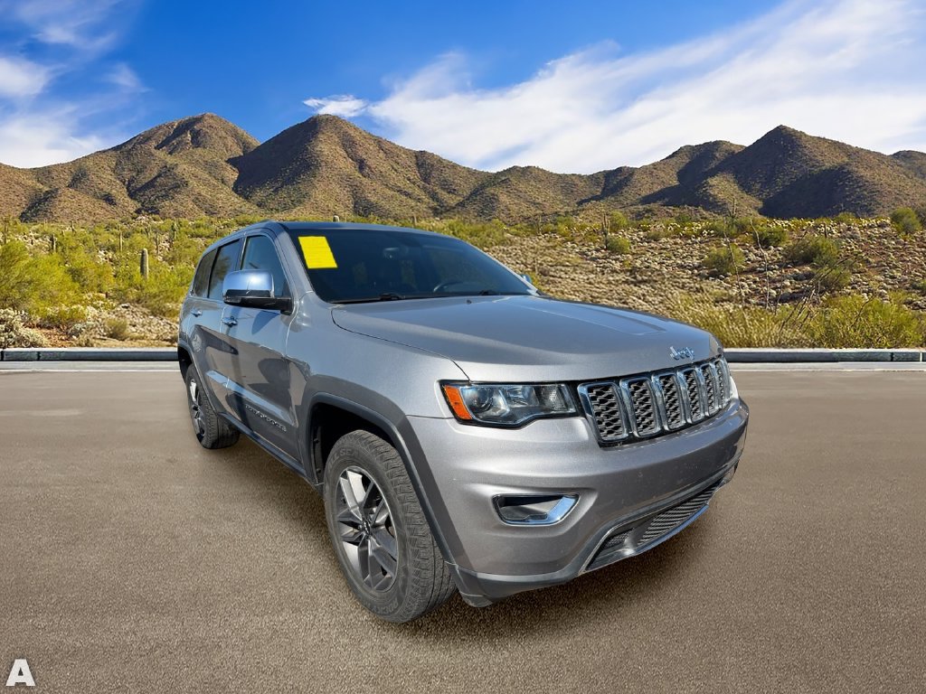 Used 2018 Jeep Grand Cherokee Limited AWD/4WD image 2