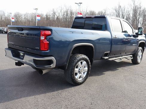 Used 2020 Chevrolet Silverado 3500 LTZ image 33