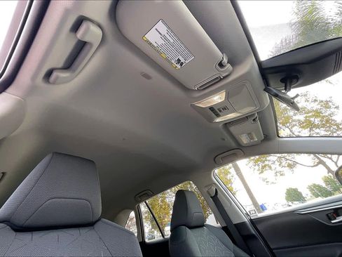 Used 2025 Toyota RAV4 XLE image 14