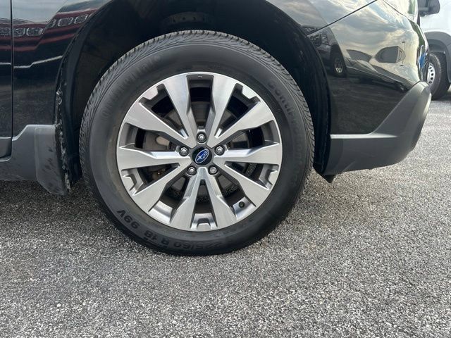 Used 2017 Subaru Outback 2.5i Touring w/ Popular Package #5A AWD/4WD image 8