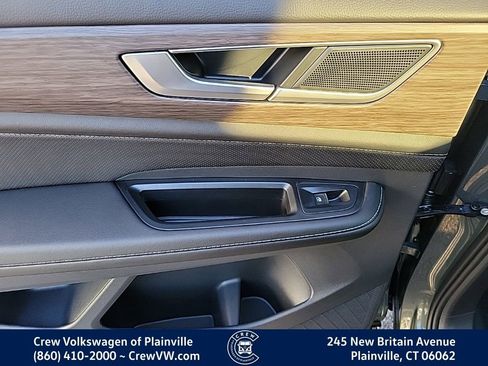 New 2026 Volkswagen Atlas SEL image 48