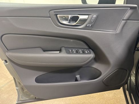 New 2026 Volvo XC60 B5 Core w/ Climate Package AWD/4WD image 17