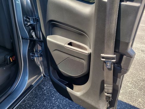 Used 2020 Chevrolet Colorado LT w/ LT Convenience Package image 13