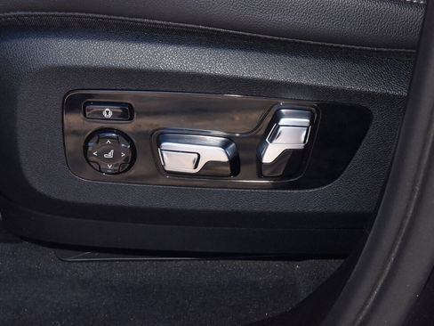 Used 2019 BMW X5 xDrive40i w/ M Sport Package image 35