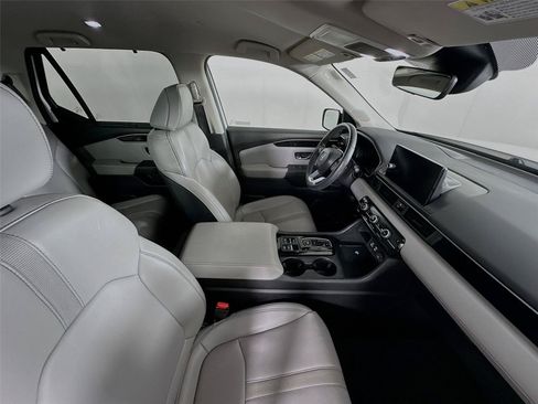 Used 2024 Honda Pilot EX-L image 28