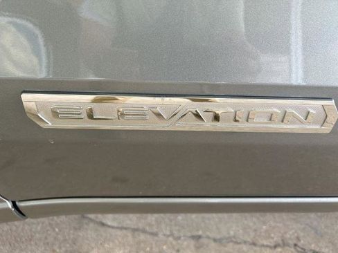 Used 2024 GMC Canyon Elevation RWD image 23