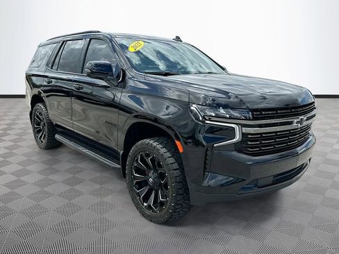 Used 2021 Chevrolet Tahoe RST w/ Luxury Package AWD/4WD image 3