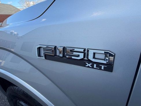 Used 2017 Ford F150 XLT w/ Equipment Group 302A Luxury image 11