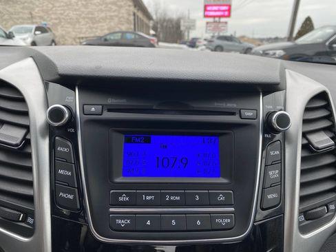 Used 2016 Hyundai Elantra GT image 26