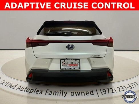 Used 2019 Lexus UX 250h w/ Premium Package image 4