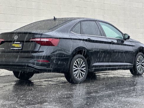 Used 2023 Volkswagen Jetta S image 4