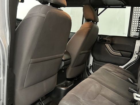 Used 2017 Jeep Wrangler Unlimited Sport w/ Quick Order Package 24S image 27