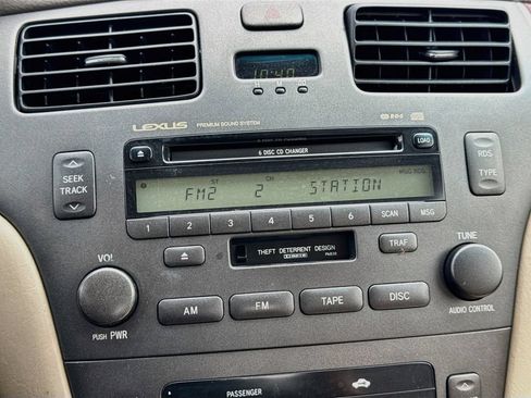 Used 2003 Lexus ES 330 w/ Premium Pkg FWD image 15