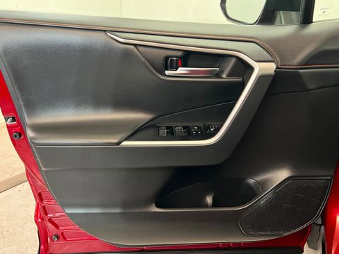 Used 2024 Toyota RAV4 Adventure image 14