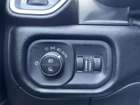 Used 2021 RAM 1500 Laramie w/ Sport Appearance Package AWD/4WD image 21