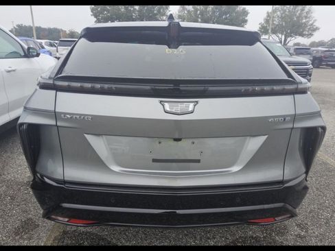 Used 2025 Cadillac Lyriq Sport image 8