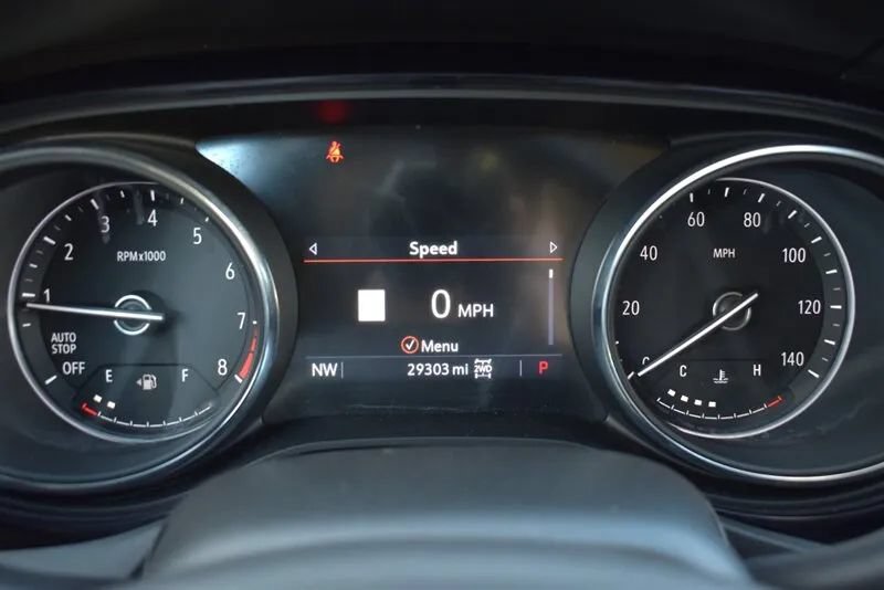 Used 2020 Buick Encore GX Essence w/ Experience Buick Package AWD/4WD image 18
