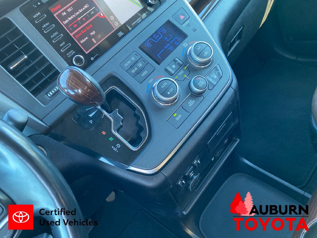 Certified 2019 Toyota Sienna Limited Premium w/ Carpet Mat Package AWD/4WD image 15