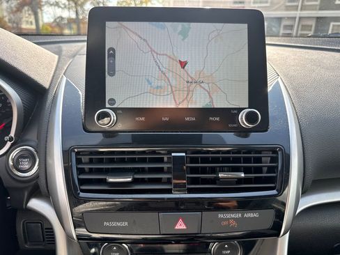 Used 2024 Mitsubishi Eclipse Cross SE image 29