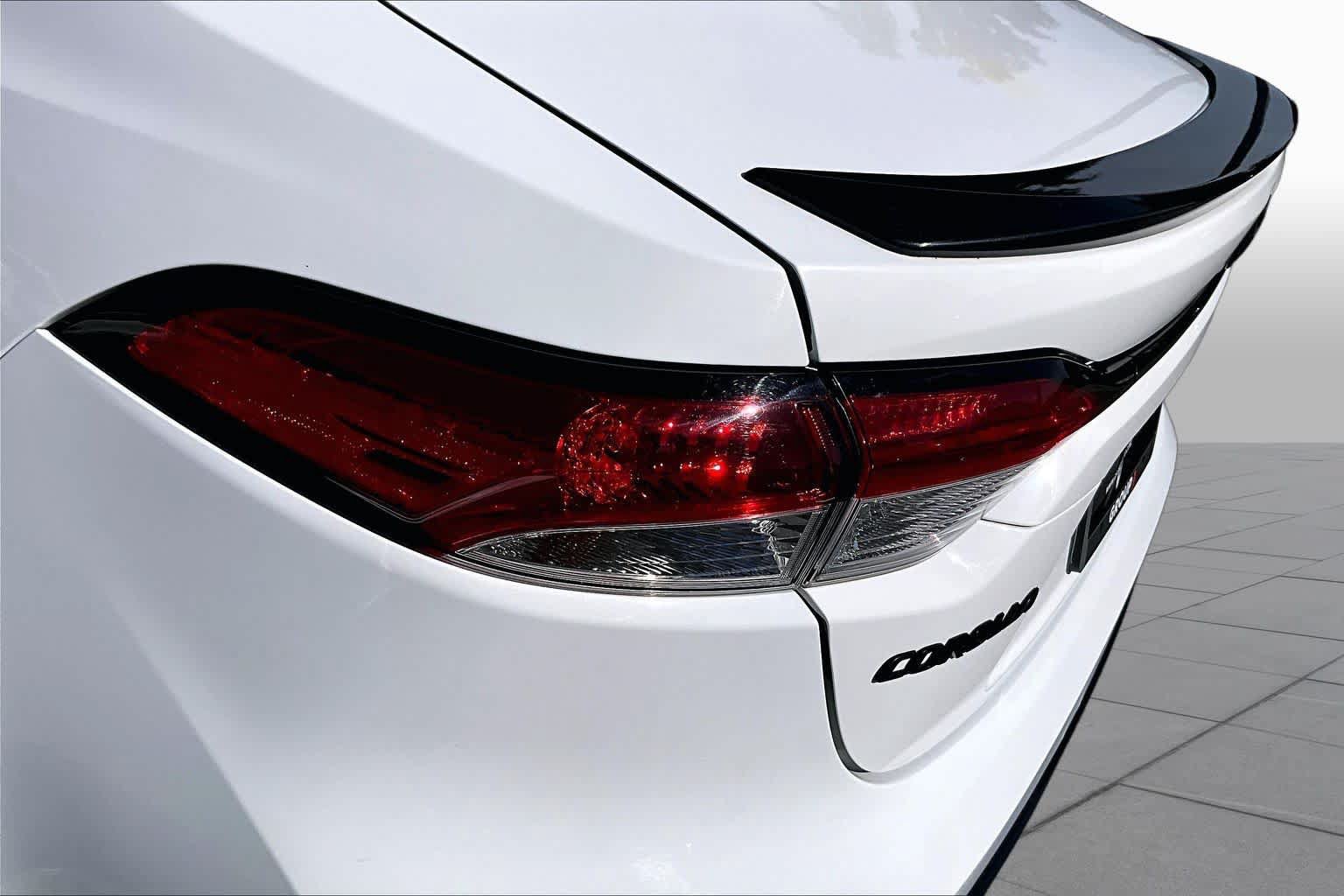 Used 2022 Toyota Corolla SE FWD image 28
