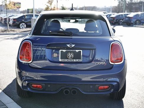 Used 2017 MINI Cooper S image 9