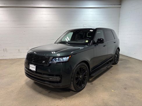 Used 2025 Land Rover Range Rover Long Wheelbase SE AWD/4WD image 1