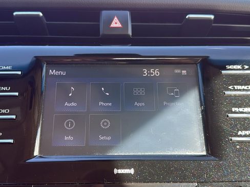 Used 2020 Toyota Camry LE w/ Carpet Mat Package image 23