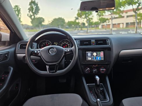 Used 2018 Volkswagen Jetta S FWD image 22