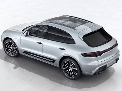 New 2026 Porsche Macan Turbo image 4