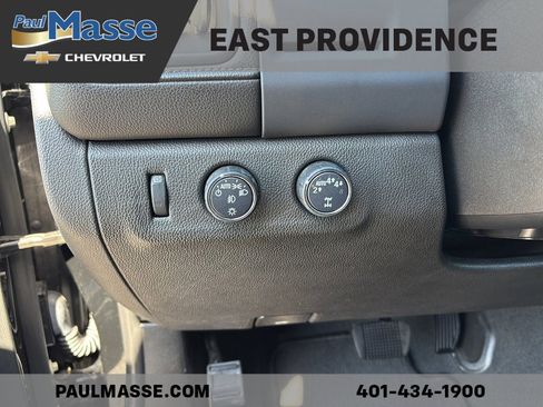 Used 2022 GMC Canyon Elevation w/ Elevation Premium Package AWD/4WD image 11
