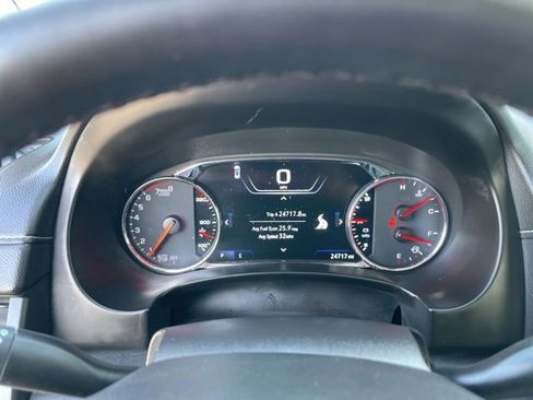 Used 2024 GMC Terrain Denali w/ Denali Premium Package image 9