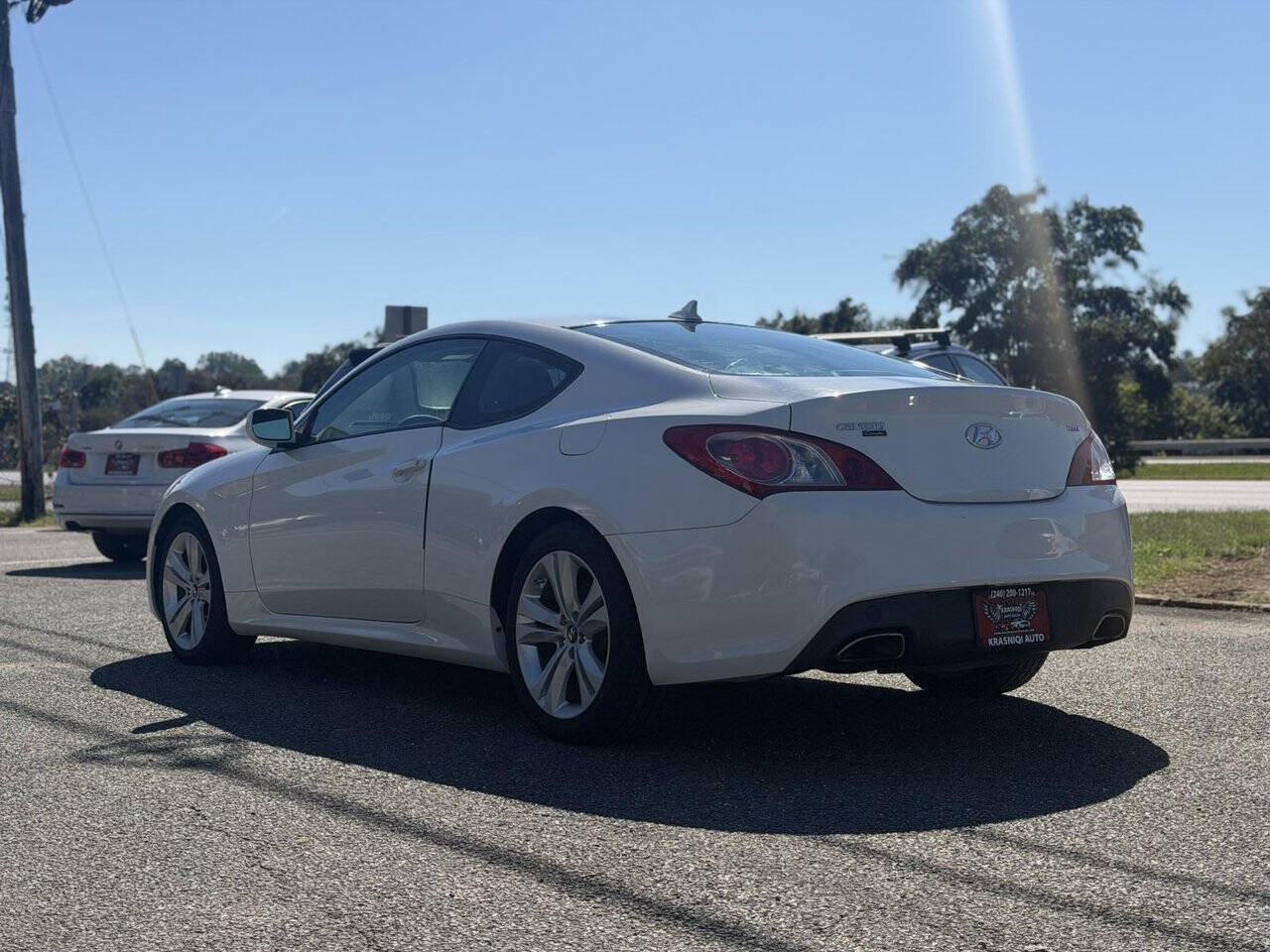 Used 2012 Hyundai Genesis 2.0T RWD image 12