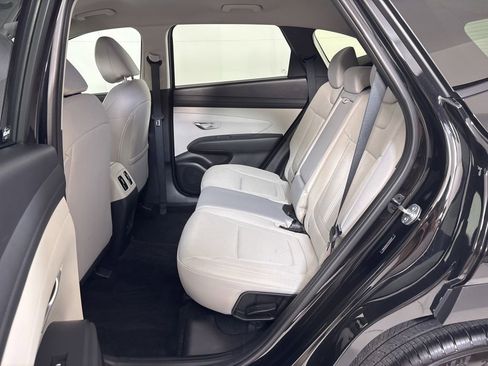 Certified 2025 Hyundai Tucson SEL FWD image 18