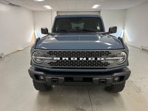 New 2025 Ford Bronco Badlands image 2