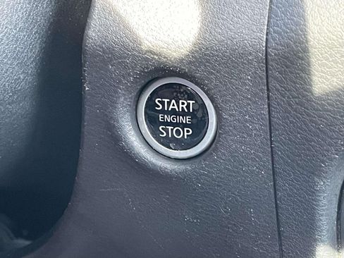 Used 2023 Nissan Frontier PRO-4X w/ Pro-4X Premium Package image 29