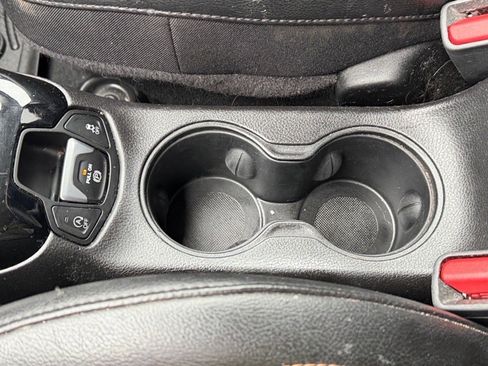 Used 2021 Jeep Compass Limited image 21