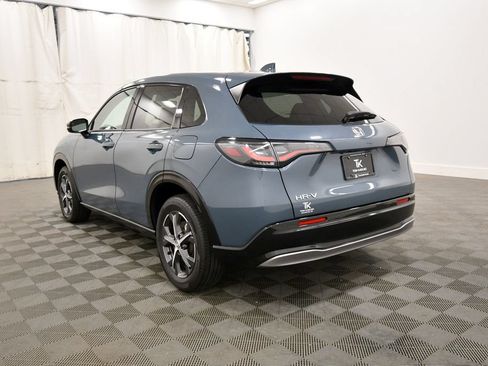 Certified 2024 Honda HR-V EX-L image 4