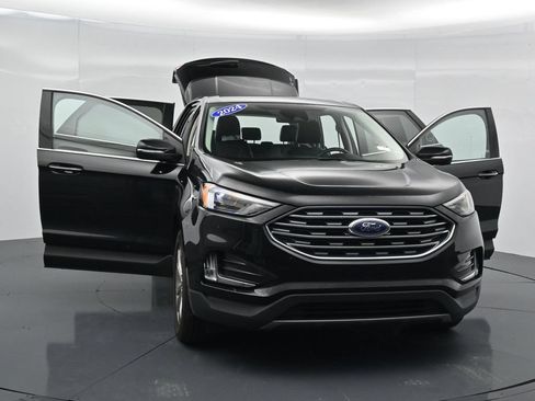 Used 2024 Ford Edge Titanium AWD/4WD image 35