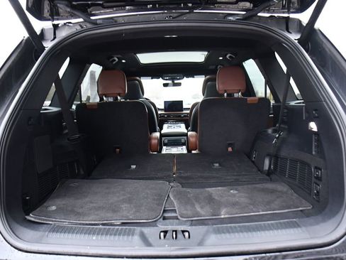 Used 2023 Lincoln Aviator Reserve w/ Equipment Group 201A AWD/4WD image 19