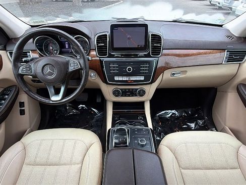 Used 2019 Mercedes-Benz GLS 450 4MATIC image 27