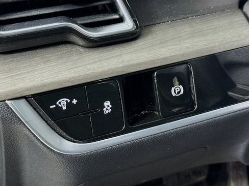 Certified 2024 Kia Sportage X-Line AWD/4WD image 10