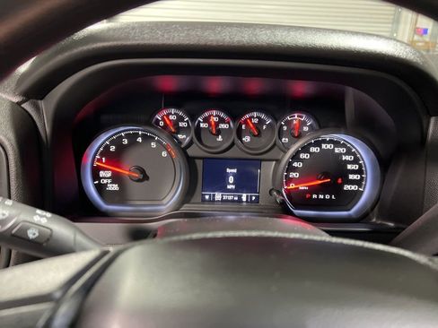 Used 2023 Chevrolet Silverado 1500 Custom image 28