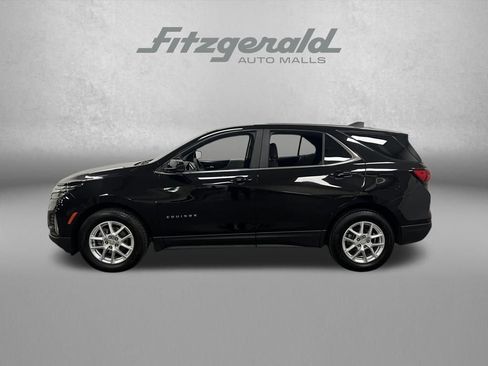 Used 2022 Chevrolet Equinox LT image 2