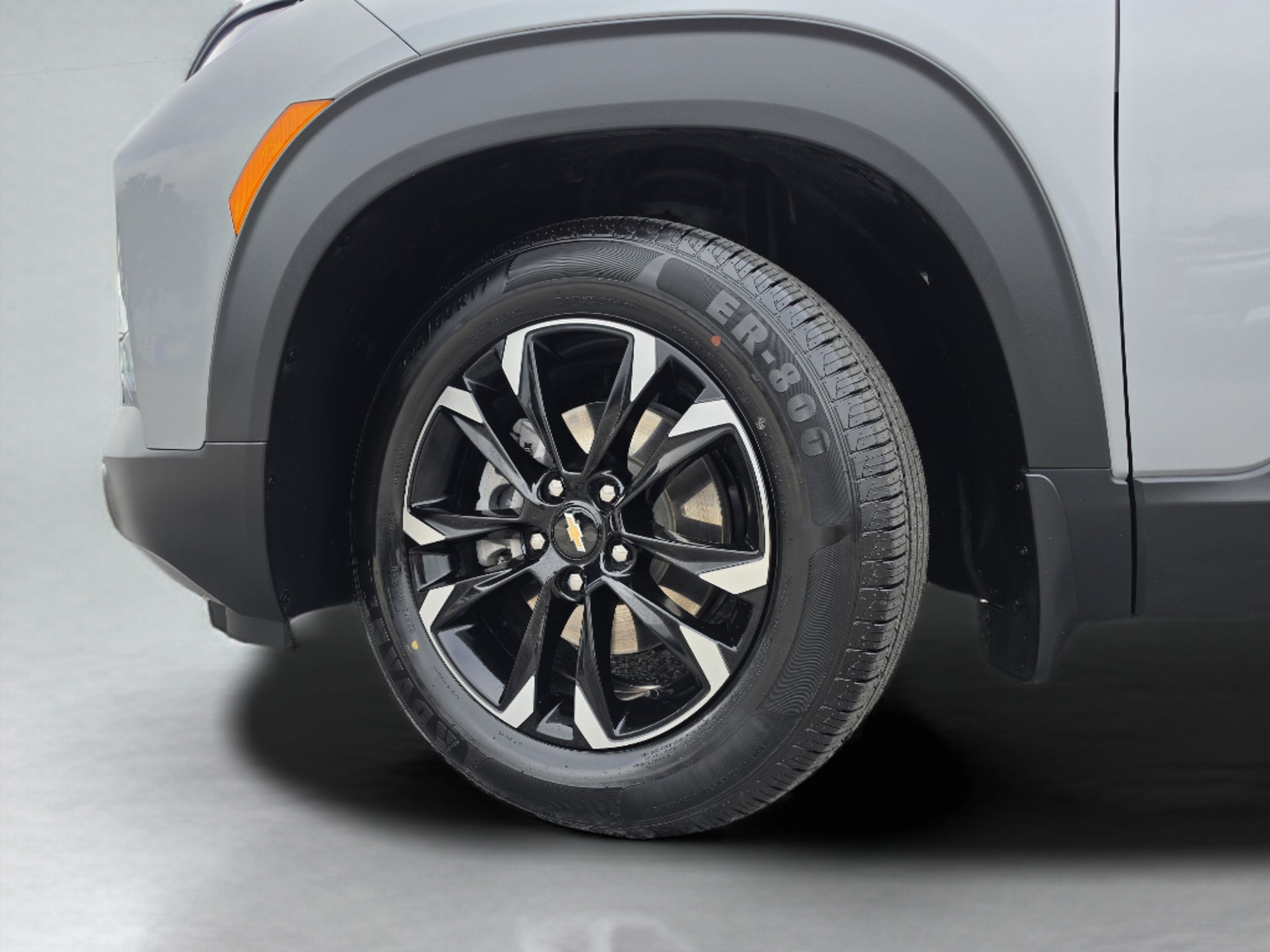Used 2023 Chevrolet TrailBlazer LT FWD image 38